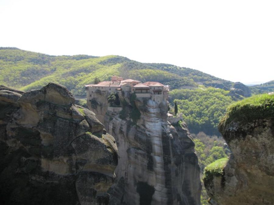 מטאורה והמנזרים התלויים